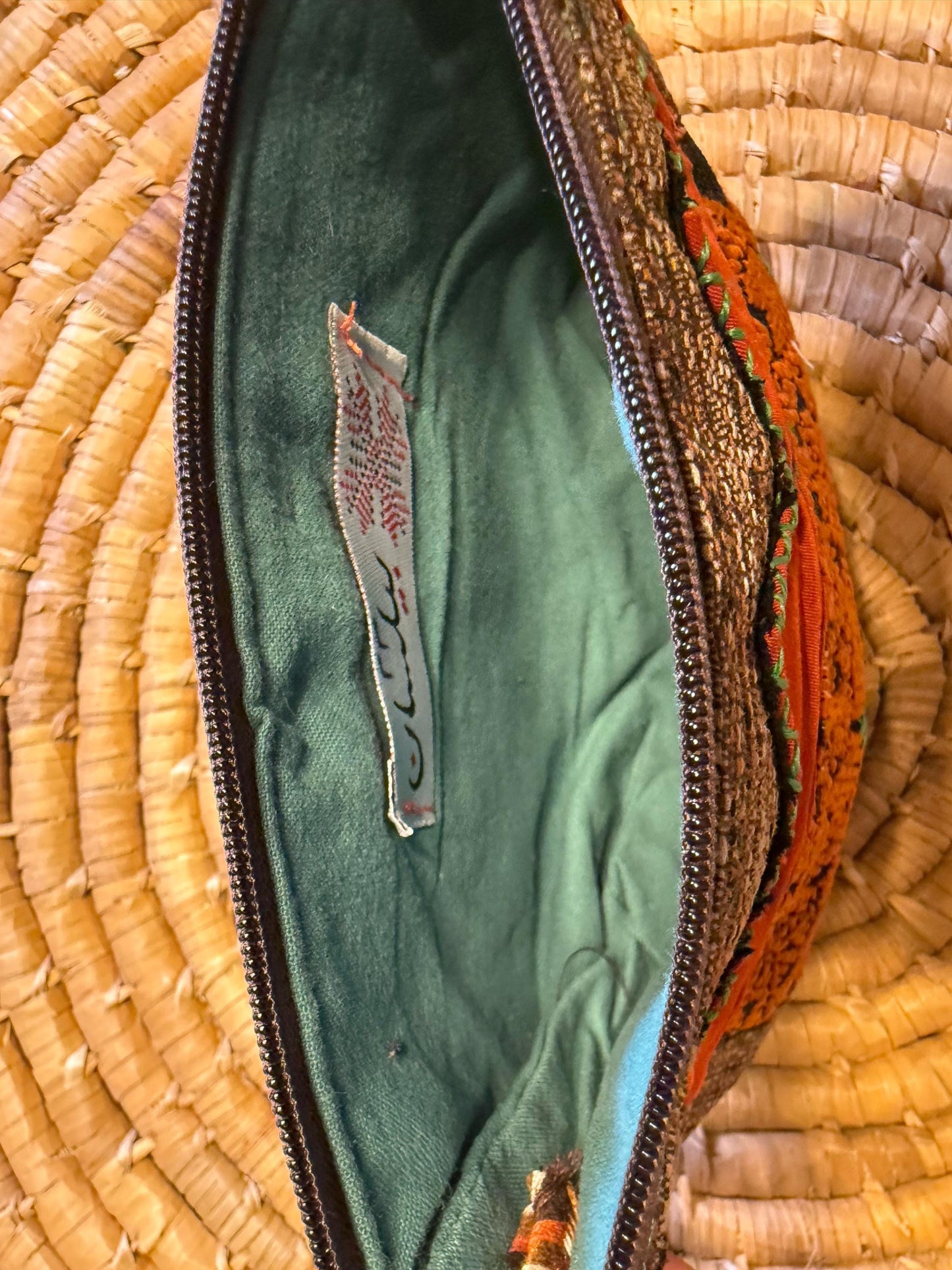 Shoulder Purse . Tatreez 2-Piece Collection – Purse & Matching Wallet