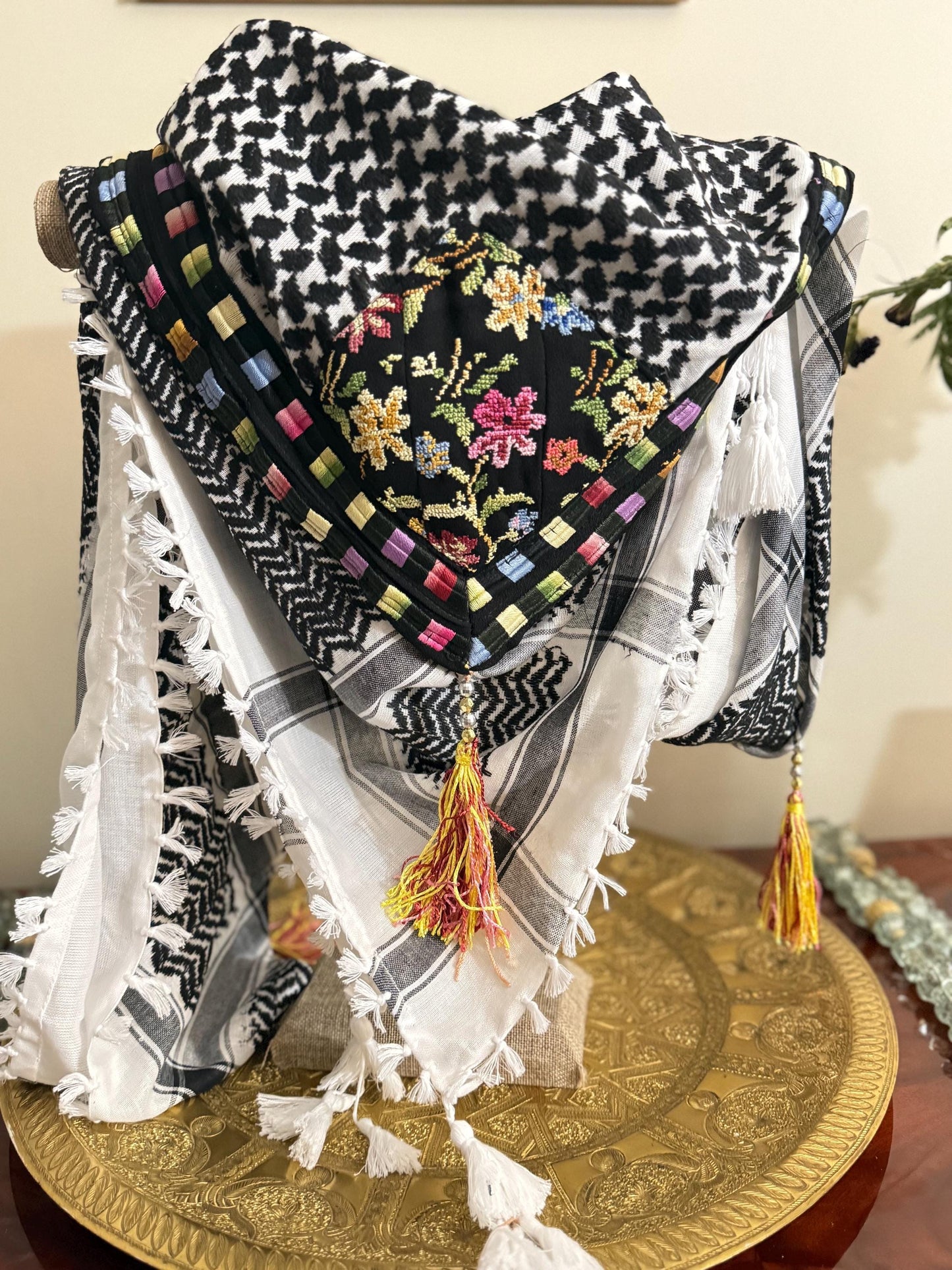 Traditional Palestinian Keffiyeh